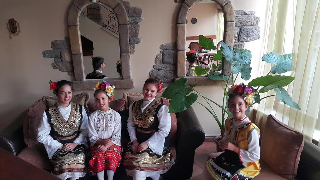 Boliari Hotel Veliko Tarnovo Luaran gambar
