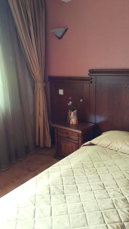 Boliari Hotel Veliko Tarnovo Luaran gambar