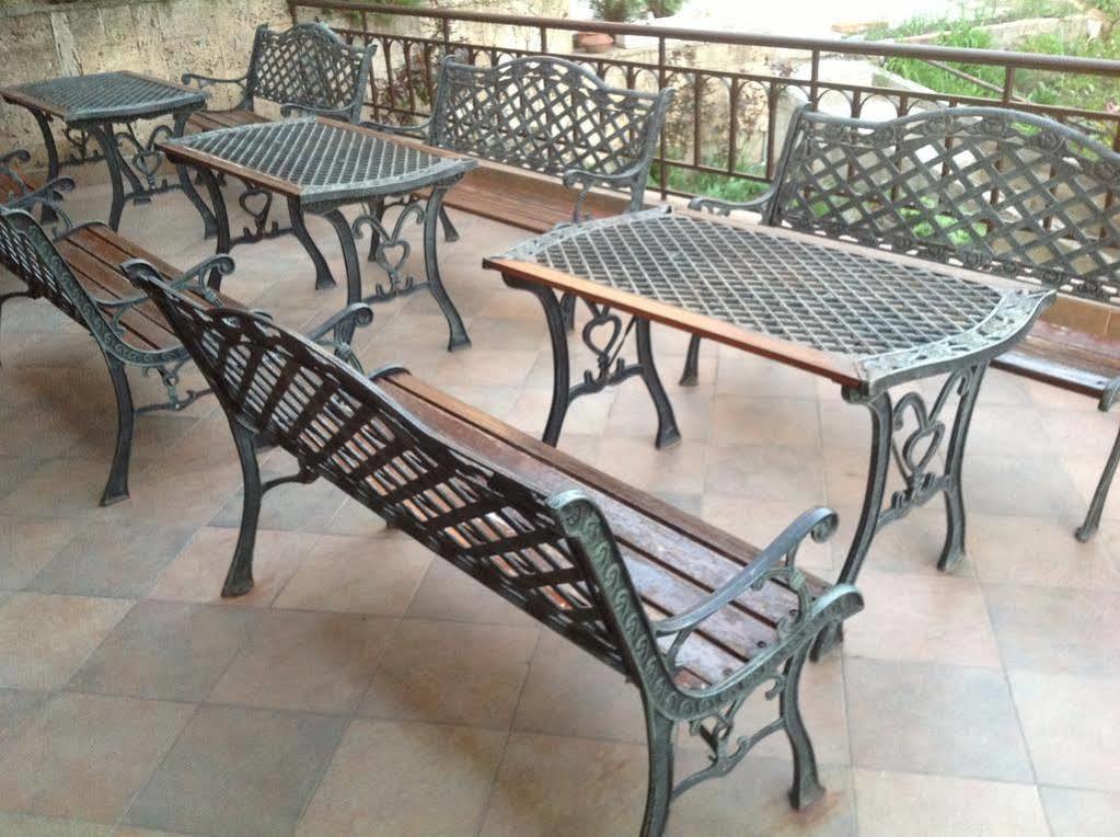 Boliari Hotel Veliko Tarnovo Luaran gambar